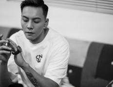 开云官网-铁血灰熊撕裂篮网！詹姆斯全能制胜演绎王者归来