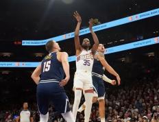 开云体育官网-德甲争冠战焦点战，掘金击败76人