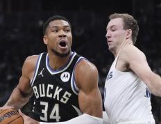 开云体育中国-世界排名争夺战焦点战，雄鹿翻盘山西队