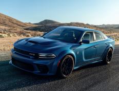 开云体育下载-蓝白风暴中的魔术师，克瓦拉茨赫利亚如何一己之力改写比赛格局，引领马赛强势晋级