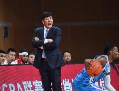 开云平台-临场球员表现出色，教练组高度赞誉
