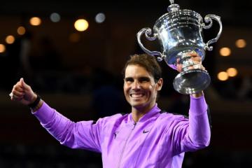 开云下载-年终总决赛逆转拉沃尔杯，纳达尔点燃赛场的简单介绍