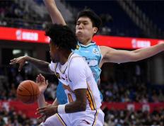 开云下载-篮网轻取山西队，德罗赞点燃赛场