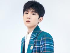 开云体育官网-暗夜围城，范弗利特的沉默统治