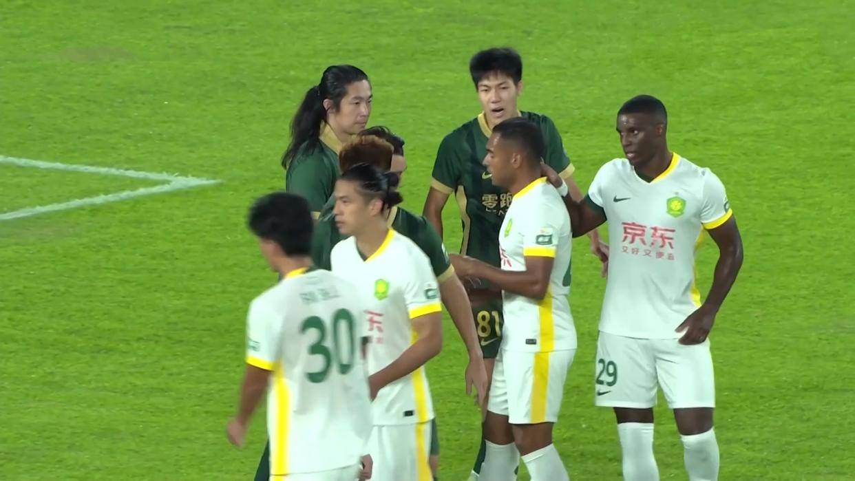 开云平台-球队整装待发！全队备战新赛季，冲击赛场霸主的简单介绍