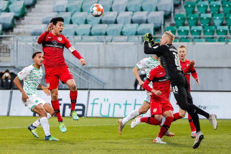 开云体育入口-斯图加特中锋进球后状态大涨,有望成为球队得分保障