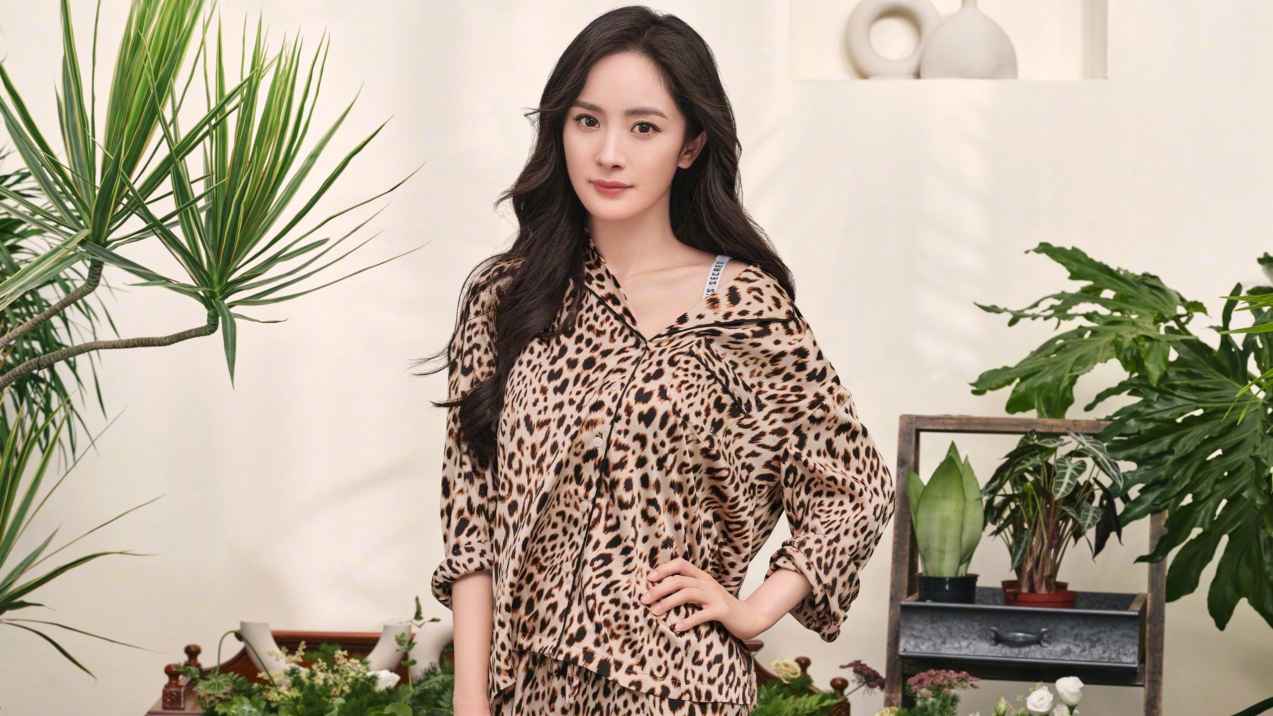 开云体育app-罗德里戈的掌控艺术与玻利维亚-苏格兰的血拼之战，足球场上的双重视角