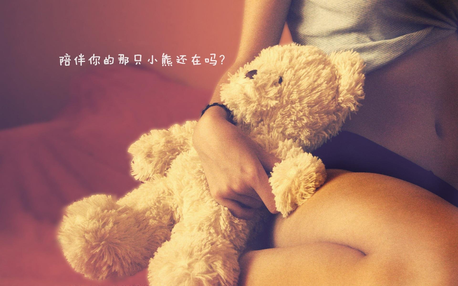 开云体育平台APP-新王登基，F1揭幕战上演国王精妙战术，全面压制黄蜂反扑