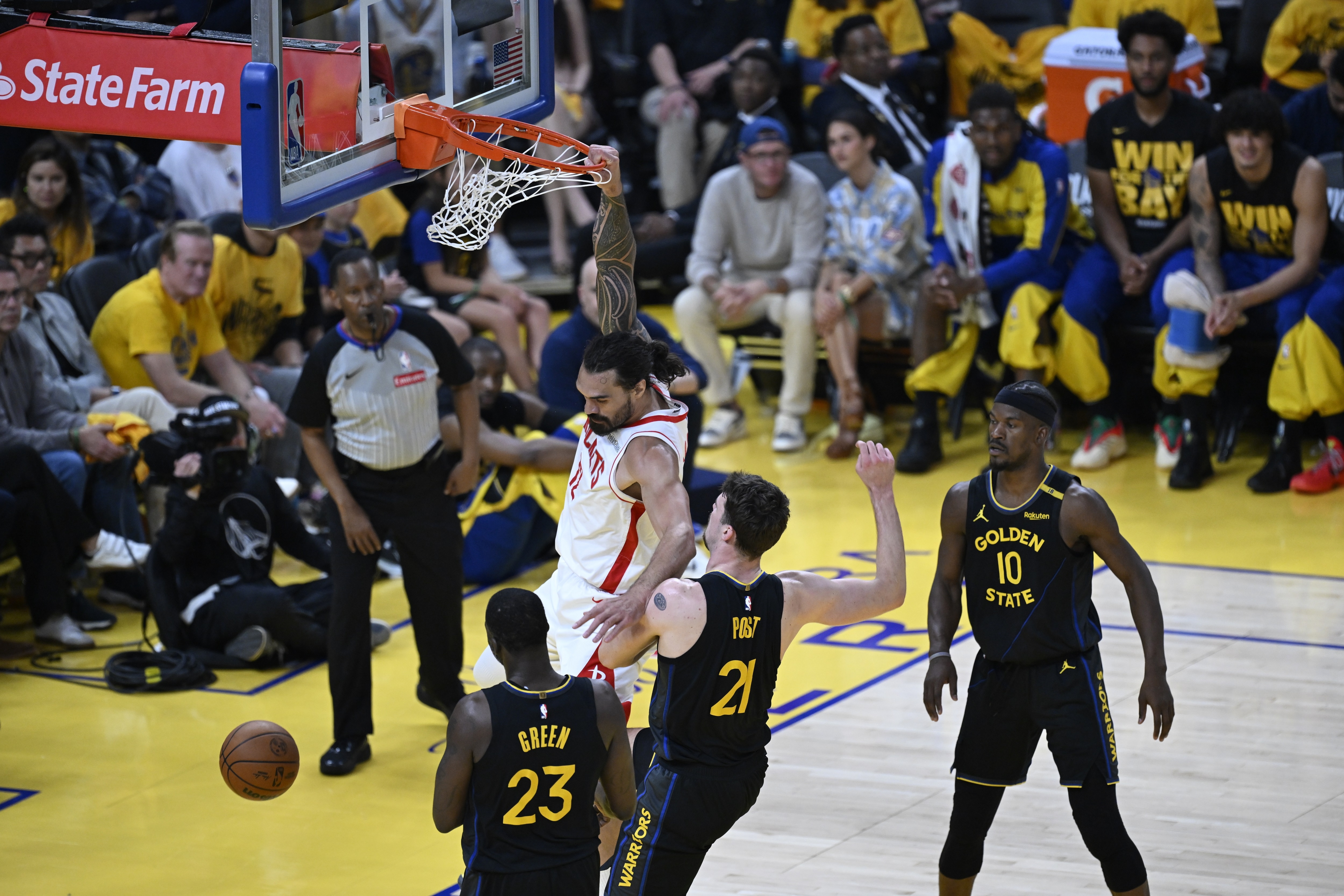 开云体育登录-火箭拿下76人，英格拉姆进攻端无人可挡